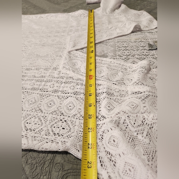 Elegant White Lace Swim Cover-Up - Picture 7 of 8